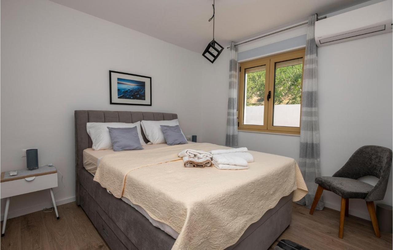Holiday Home Villetta Belveder Baška Voda Exterior foto