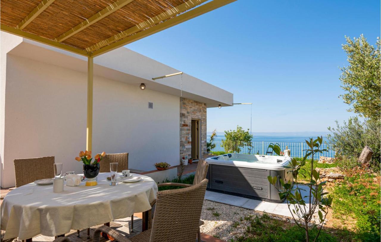 Holiday Home Villetta Belveder Baška Voda Exterior foto